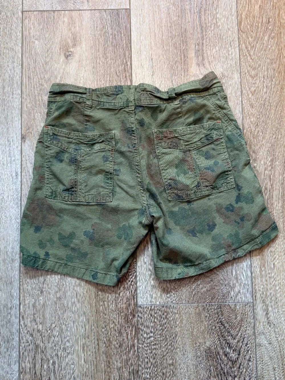 Anthropologie The Wanderer Camo Utility Shorts